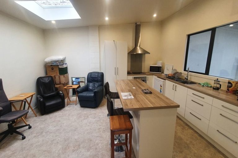 Photo of property in 2/7 Spring Street, Papatoetoe, Auckland, 2025