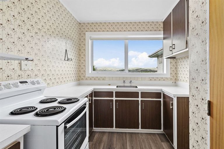 Photo of property in 42 Pope Street, Camborne, Porirua, 5026