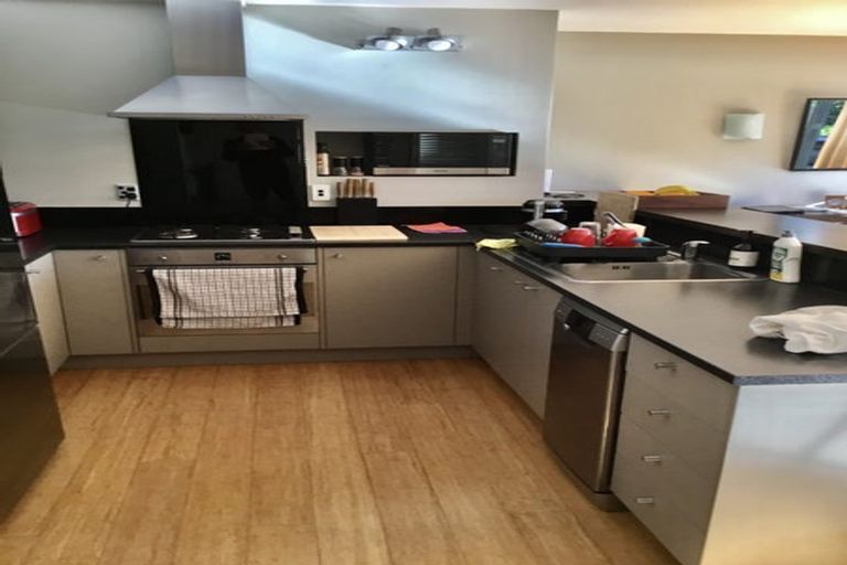 Photo of property in 1/5 Sinclair Street, Devonport, Auckland, 0624