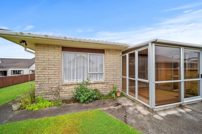 Photo of property in 4/32 Young Street, New Plymouth, 4310