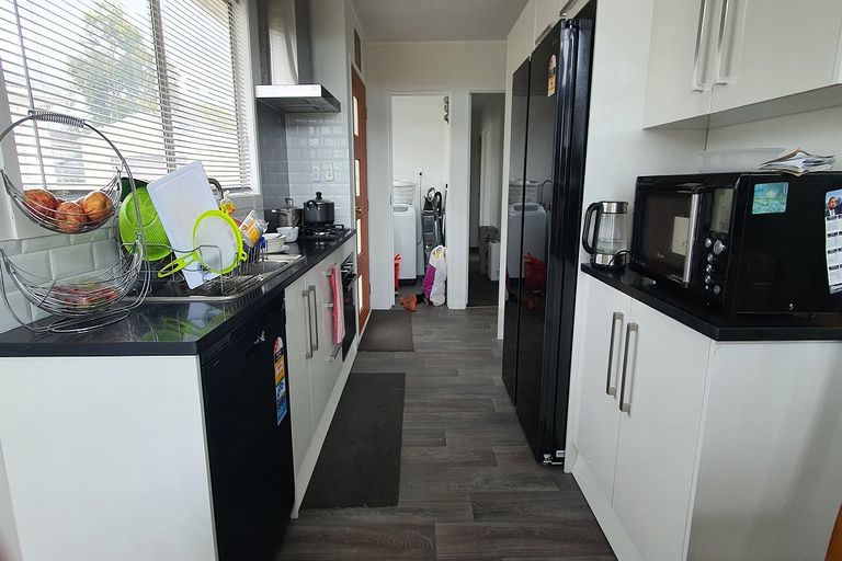 Photo of property in 20 Almay Place, Clover Park, Auckland, 2019