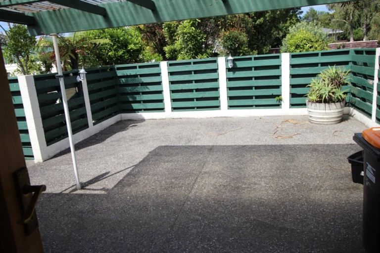 Photo of property in 3 Kent Crescent, Awapuni, Palmerston North, 4412