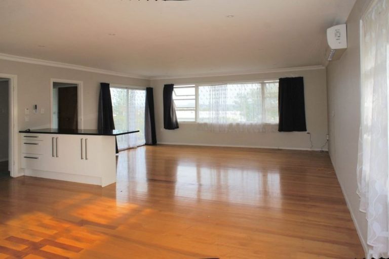 Photo of property in 66 O'halloran Road, Howick, Auckland, 2014
