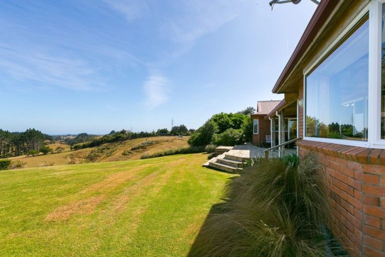 Photo of property in 636 Mangorei Road, Mangorei, New Plymouth, 4371