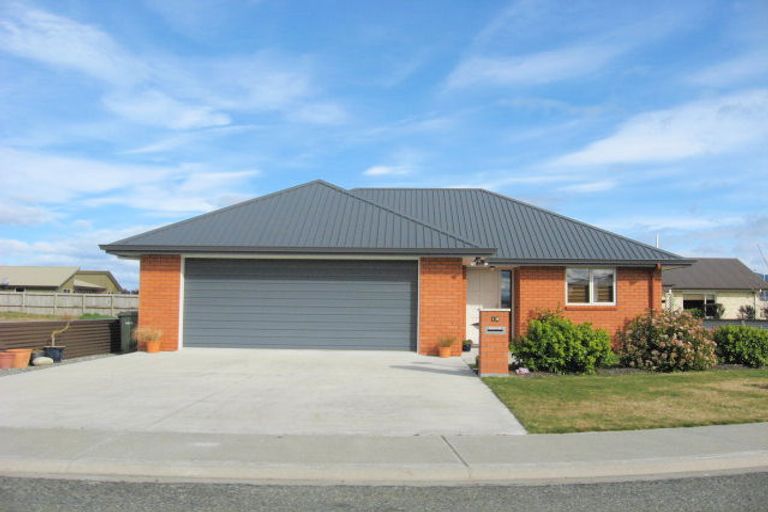 Photo of property in 12 Mcivor Place, Te Anau, 9600