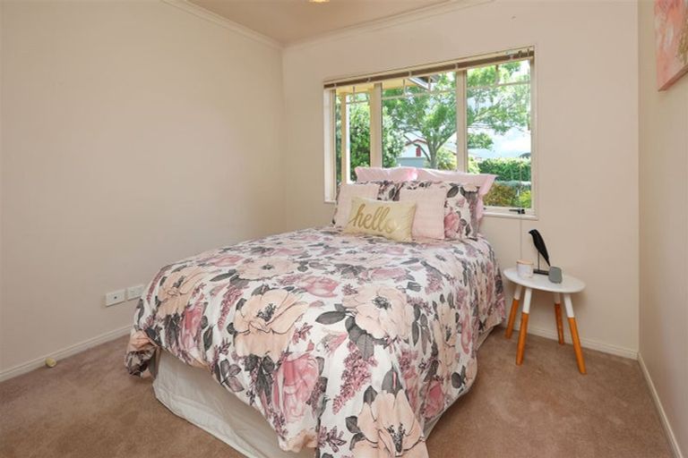 Photo of property in 6 Lantern Court, Henderson, Auckland, 0612