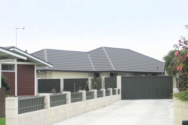 Photo of property in 8a Chester Street, Taradale, Napier, 4112