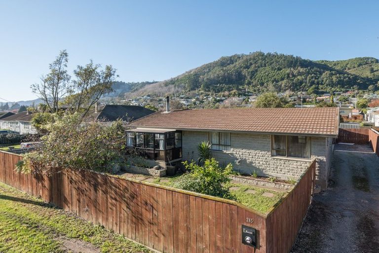 Photo of property in 245 Kawai Street South, Nelson South, Nelson, 7010