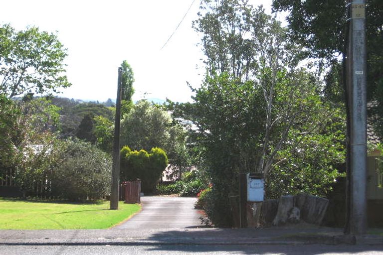 Photo of property in 107 Astley Avenue, New Lynn, Auckland, 0600