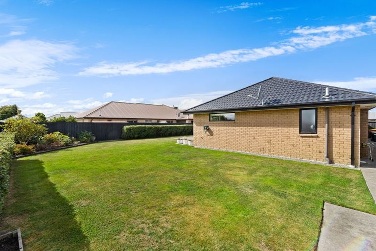 Photo of property in 75 Metehau Street, Marshland, Christchurch, 8083