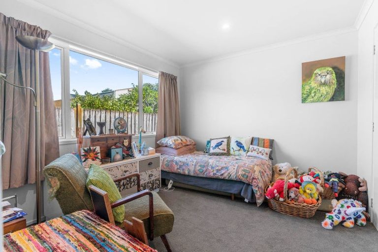 Photo of property in 11 Sunset Drive, Baylys Beach, Dargaville, 0377