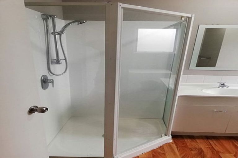 Photo of property in 6/31 Brockworth Place, Riccarton, Christchurch, 8011