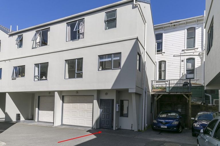 Photo of property in 4/142 Ghuznee Street, Te Aro, Wellington, 6011