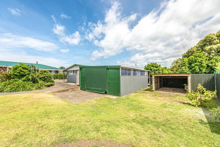 Photo of property in 86 Karaka Street, Castlecliff, Whanganui, 4501