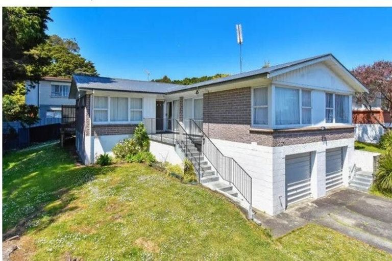 Photo of property in 43 Scenic Drive, Hillpark, Auckland, 2102