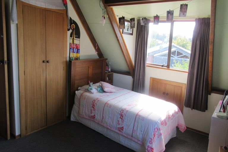 Photo of property in 201 Queen Street, Waimate, 7924