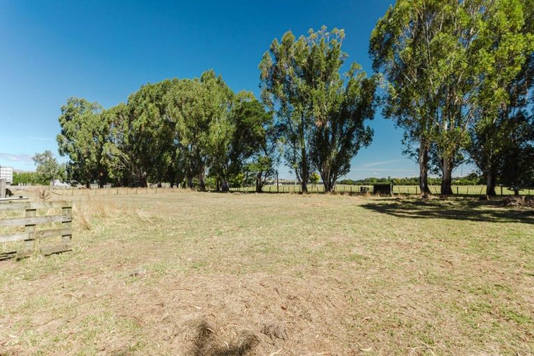 Photo of property in 2 Aerodrome Road, Dannevirke, 4972