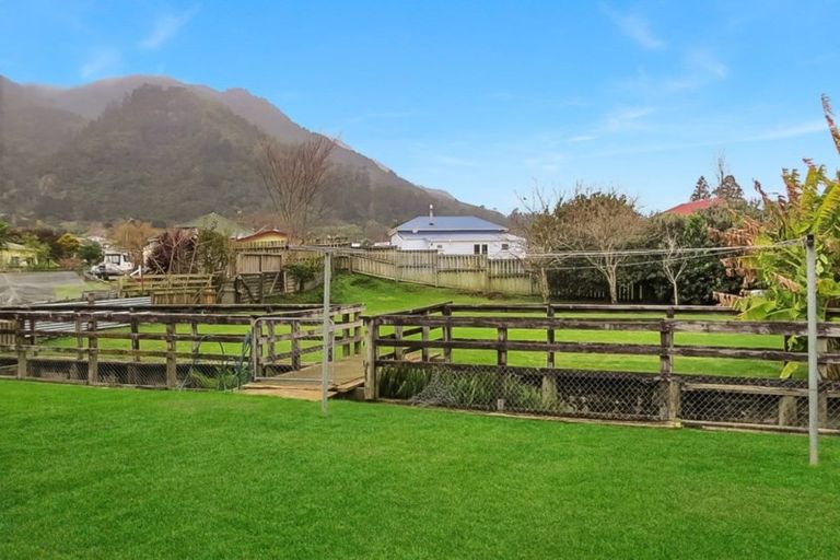 Photo of property in 37 Ema Street, Te Aroha, 3320