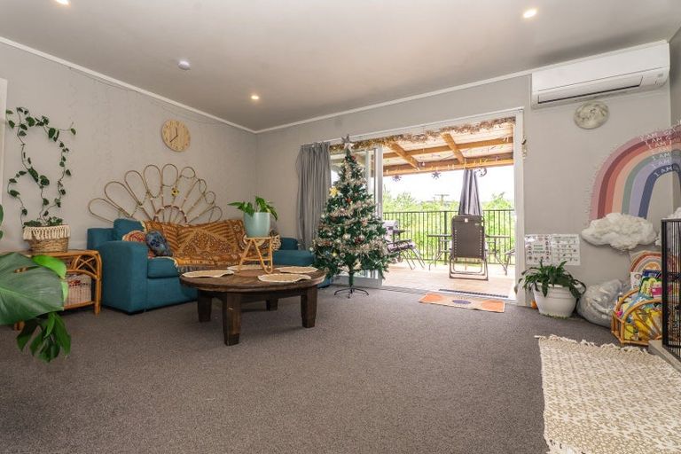Photo of property in 90 Kanakanaia Road, Te Karaka, 4022