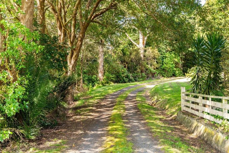 Photo of property in 1509 Tinopai Road, Tinopai, Matakohe, 0593