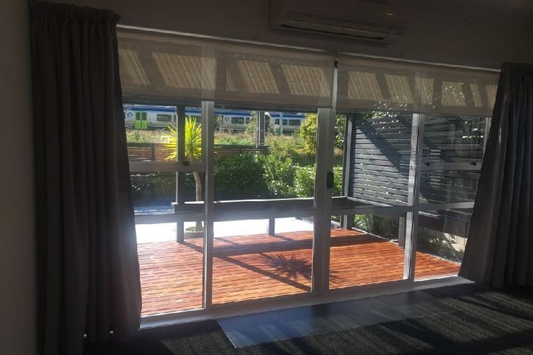 Photo of property in 14 Golf Road, Manor Park, Lower Hutt, 5019