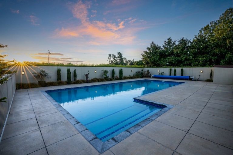 Photo of property in 4 Parklea Drive, Tamahere, Hamilton, 3283