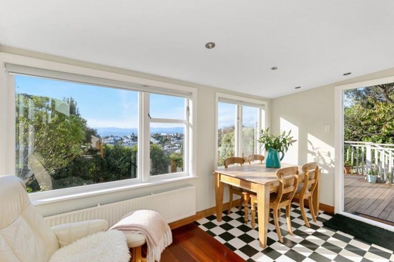 Photo of property in 82 Todman Street, Brooklyn, Wellington, 6021