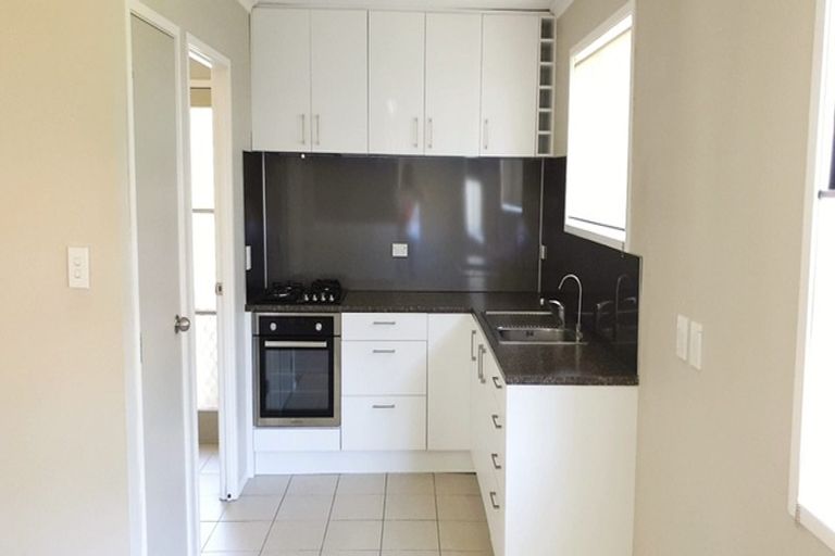 Photo of property in 2/167 Royal Road, Massey, Auckland, 0614