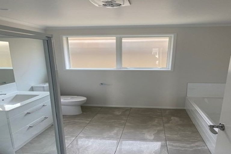 Photo of property in 2 Muddle Lane, Pyes Pa, Tauranga, 3112