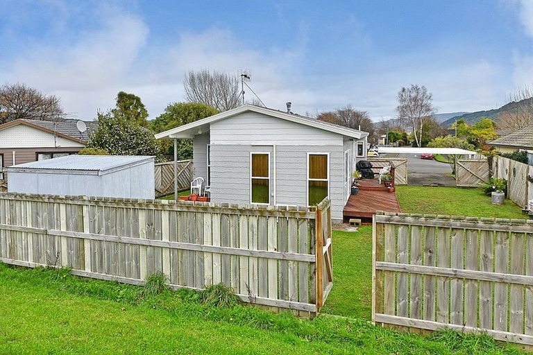 Photo of property in 22 Memphis Grove, Totara Park, Upper Hutt, 5018