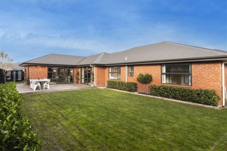 Photo of property in 20 Beech Drive, Rangiora, 7400