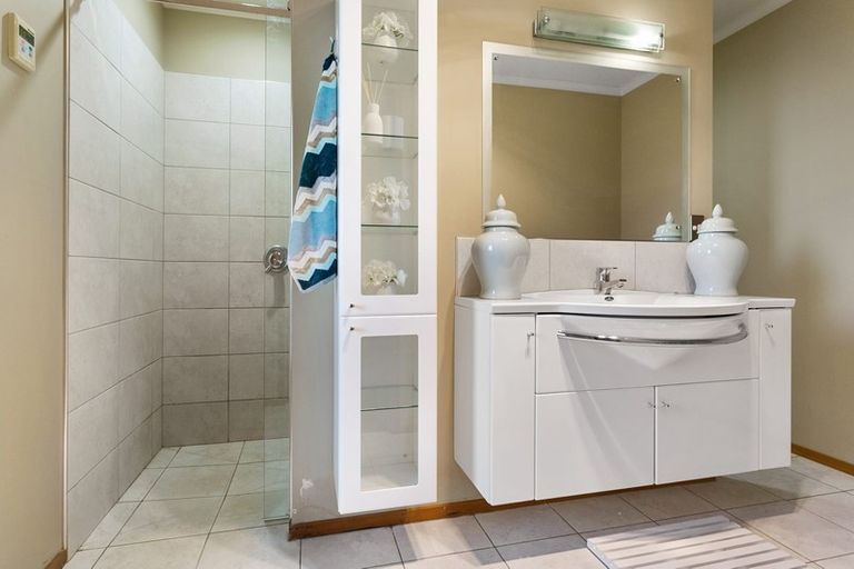 Photo of property in 12 Rowling Place, Leamington, Cambridge, 3432