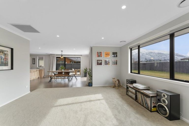 Photo of property in 14 Dingle Street, Lake Hawea, Wanaka, 9382