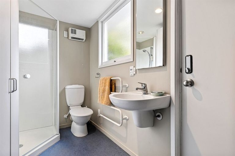 Photo of property in 141 Clyde Road, Burnside, Christchurch, 8053