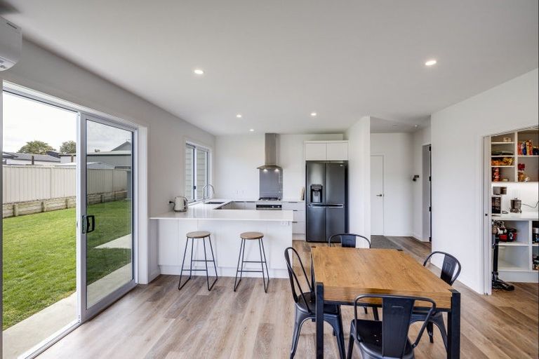 Photo of property in 23 Pohutukawa Drive, Eskdale, Napier, 4182