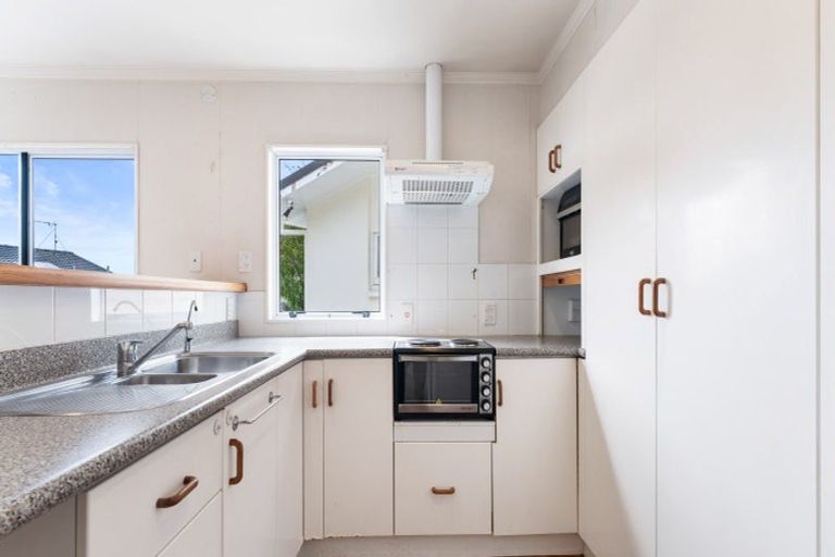 Photo of property in 4 Anzac Road, Pukekohe, 2120