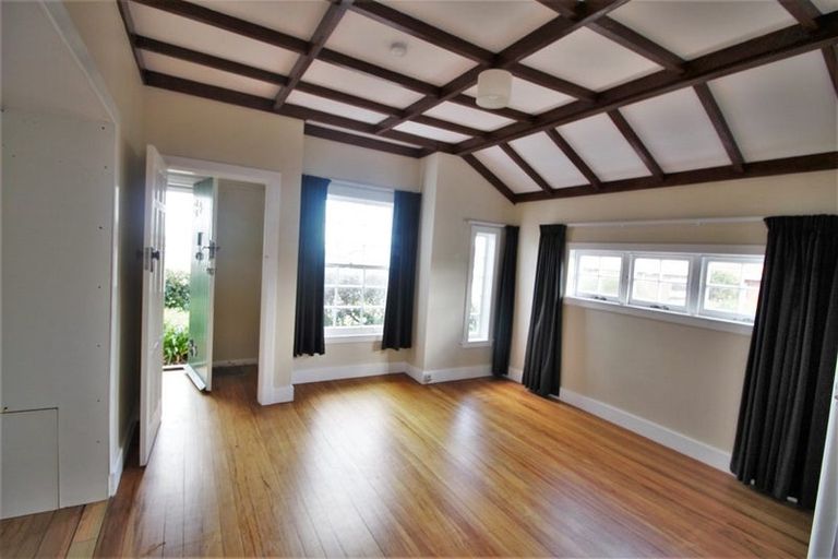 Photo of property in 16 Fowlers Avenue, Frankton, Hamilton, 3204