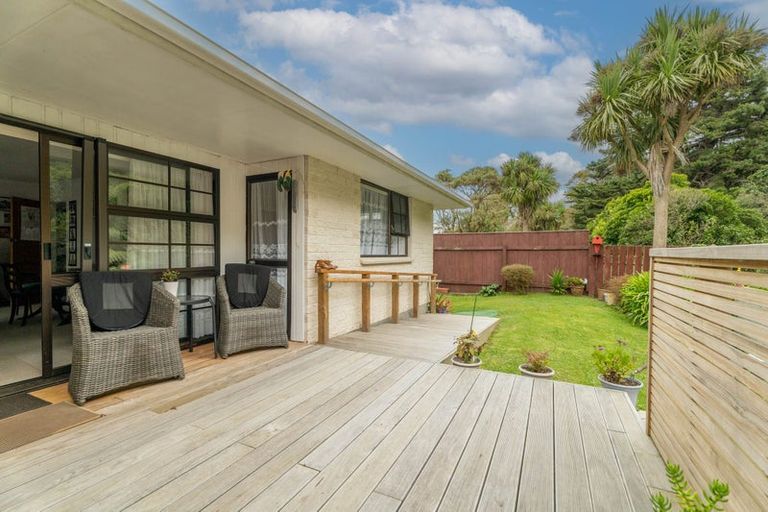 Photo of property in 15c Nathan Street, Tawa, Wellington, 5028