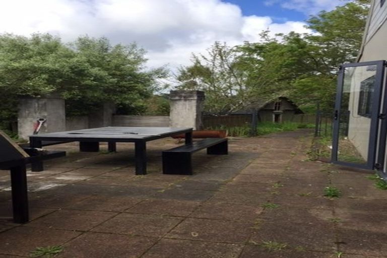 Photo of property in 87 Tawa Road, Kumeu, 0891