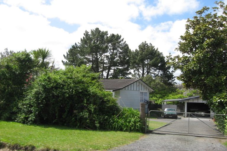 Photo of property in 2 Anzac Valley Road, Waitakere, Auckland, 0816