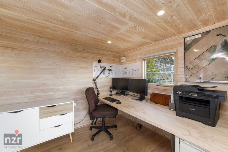 Photo of property in 309 Colyton Road, Colyton, Feilding, 4775