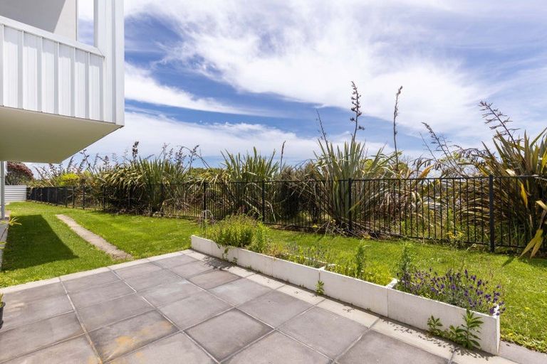 Photo of property in 5/86 Hurlstone Drive, Waiwhakaiho, New Plymouth, 4312