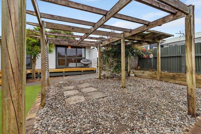 Photo of property in 38 Hume Street, Waitara, 4320