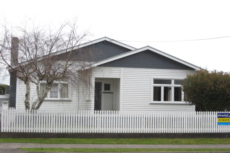 Photo of property in 172a Carrington Street, Lower Vogeltown, New Plymouth, 4310