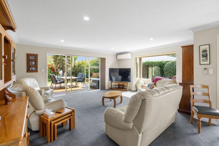 Photo of property in 47 Railway Terrace, Ohau, Levin, 5570