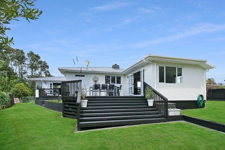 Photo of property in 409 Mangorei Road, Merrilands, New Plymouth, 4312