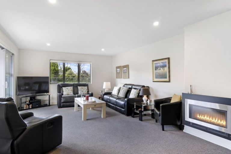 Photo of property in 20 Strowan Road, Strowan, Christchurch, 8052