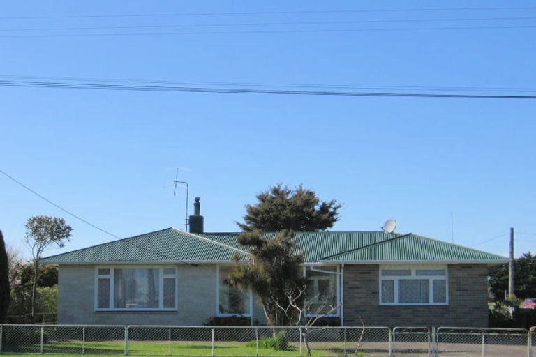 Photo of property in 50c Futter Street, Foxton, 4814