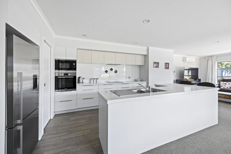 Photo of property in 15 Waimakariri Drive, Awatoto, Napier, 4110