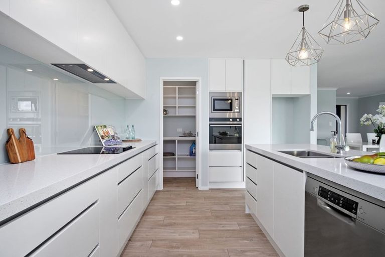 Photo of property in 52 Sunset Drive, Pukekohe, 2120